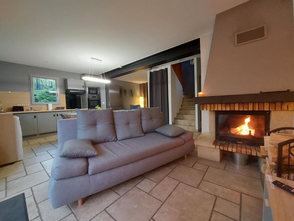Entre Lac Et Montagne, Chaleureuse Maison 3 Pieces Avec Tres Belle Vue Lac D'Annecy. Terrasse, Jardin, Parking, Cheminee, Barbecue …. Saint-Jorioz Eksteriør billede