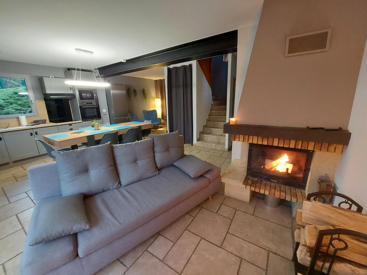Entre Lac Et Montagne, Chaleureuse Maison 3 Pieces Avec Tres Belle Vue Lac D'Annecy. Terrasse, Jardin, Parking, Cheminee, Barbecue …. Saint-Jorioz Eksteriør billede